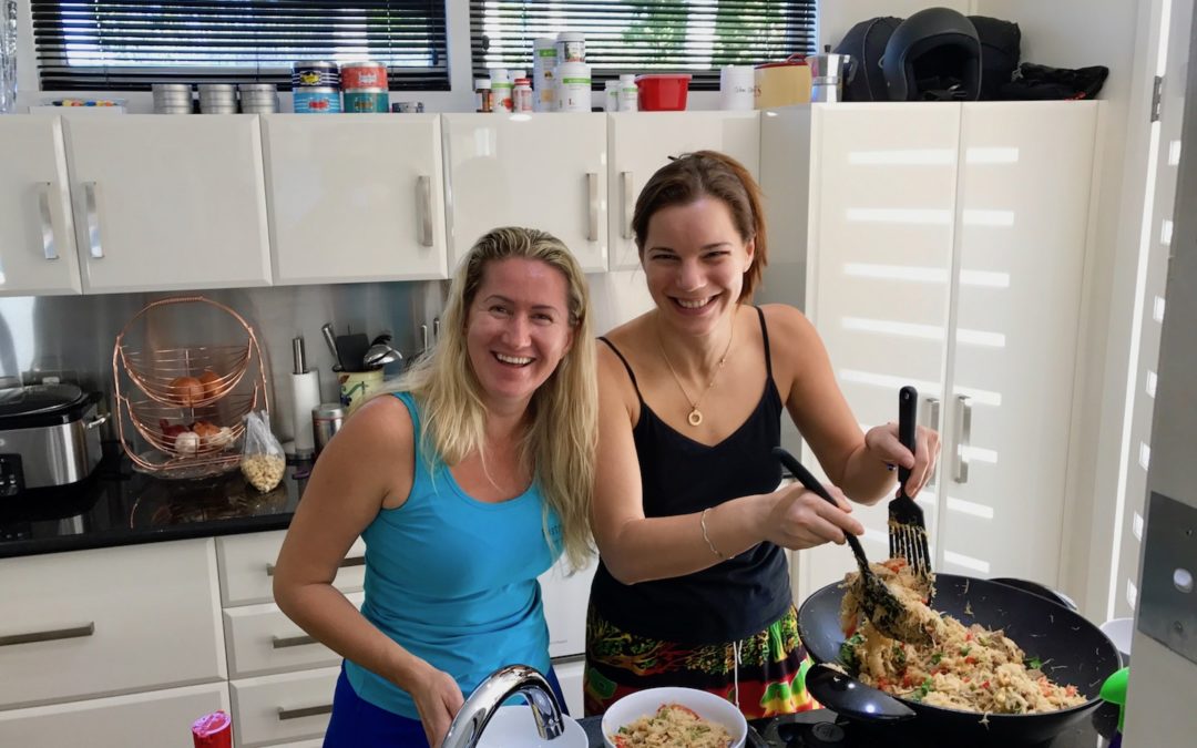 holky v kuchyni podnikání v Austrálii